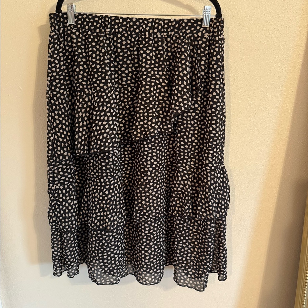 SHEIN Black and White Tiered Midi Skirt